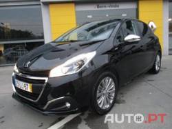 Peugeot 208 1.2 VTI STYLE