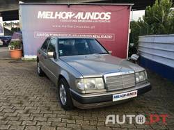Mercedes-Benz 200 D 2.0