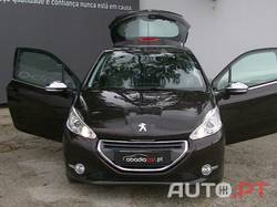 Peugeot 208 Allure 1.6 e-HDi 115cv 6-VEL